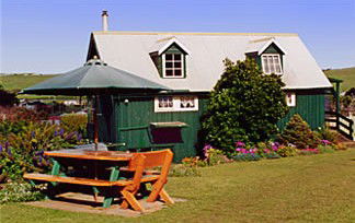 Touchwood Cottages - Accommodation Perth 3