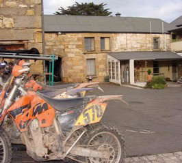 Fingal Hotel - Accommodation Perth 2