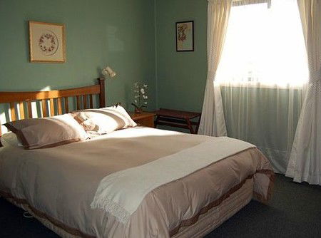 Engadine Cottage - Accommodation Perth 2