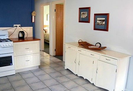 Engadine Cottage - Accommodation Perth 4