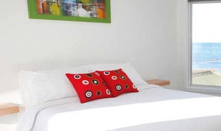 Penguin Waterfront Escape - Accommodation Perth 1