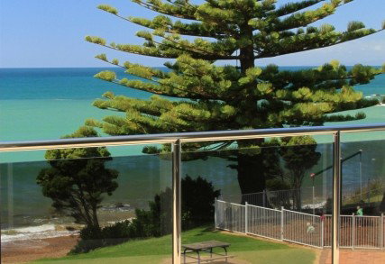 Penguin Waterfront Escape - Accommodation Perth 4