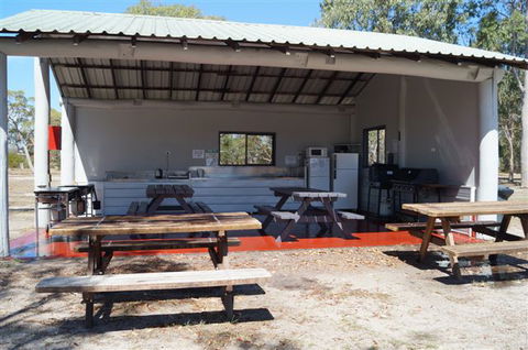 Rainbow Waters Holiday Park - Accommodation Perth 5