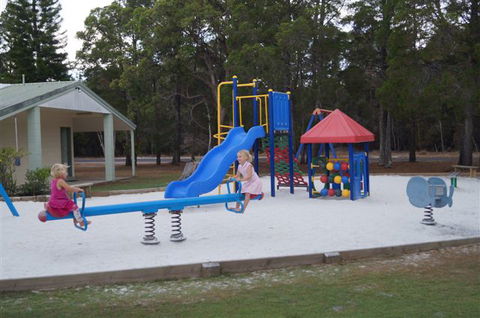 Rainbow Waters Holiday Park - Accommodation Perth 6