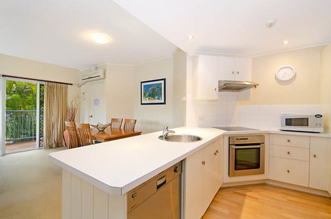 Reflections Holiday Apartments - Accommodation Perth 6