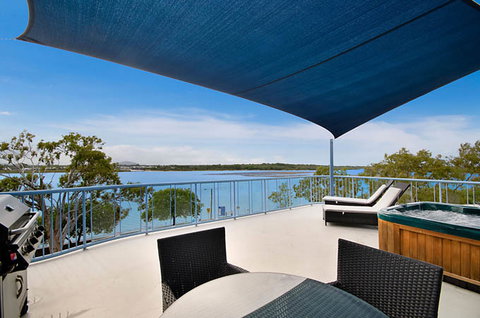 Reflections Holiday Apartments - Accommodation Perth 7
