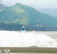 Artisan Spa Views Bed and Breakfast Cottage - Accommodation Perth