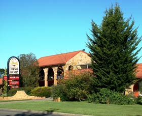 Idlewilde Town And Country Motor Inn - Perth Resorts 0