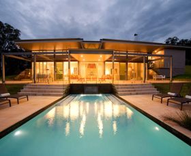Cuttagee - Accommodation Perth 0