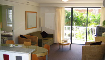 Catalina Resort - Accommodation Perth 5