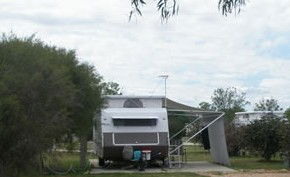 Capital Country Holiday Village - Accommodation Perth 1