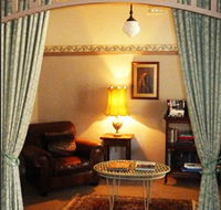 Old England Accommodation - Perth Resorts