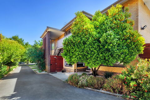 Lake Wendouree Luxury Apartments - Accommodation Perth 1