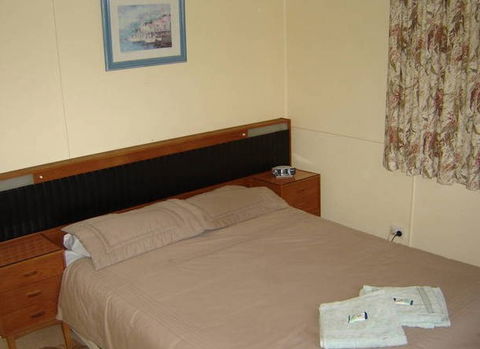Berringer Lake Holiday Cottages - Accommodation Perth 2