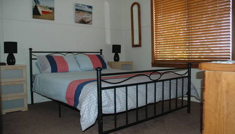 A Lake House At Burrill Lake - Accommodation Perth 3