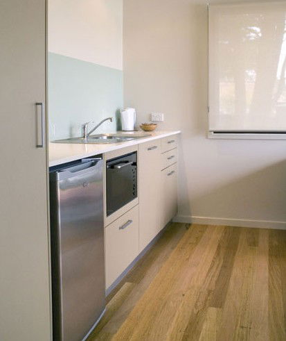 Anglesea Lodge - Accommodation Perth 2