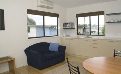 Anglesea Lodge - Accommodation Perth 5
