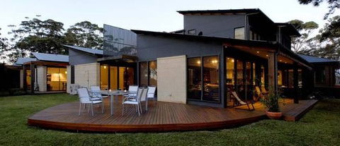 By The Beach B And B Holiday Apartments - Accommodation Perth 4