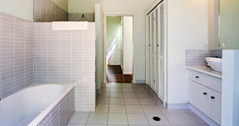 A Summer Cottage - Accommodation Perth 0