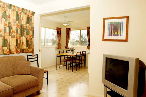 Maclean Riverside Caravan Park - Accommodation Perth 2