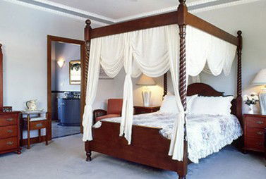 Melville House - Accommodation Perth 0