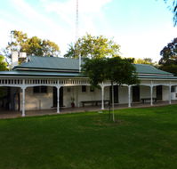 Lake Victoria Station Lodge - Accommodation Perth