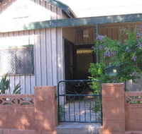 Miffys Cottage - Accommodation Perth