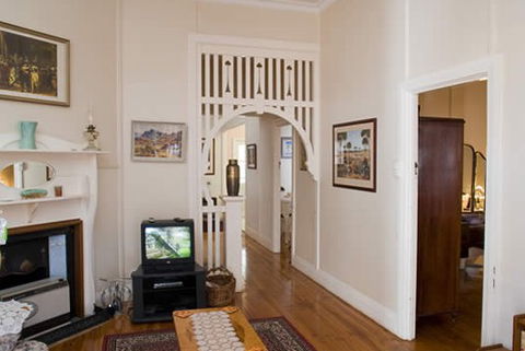 Toddington Cottage - Accommodation Perth 0