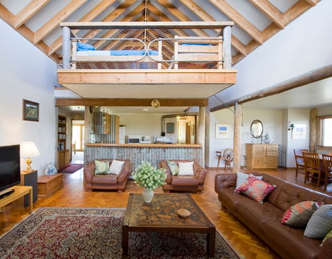 Yaraandoo Lakeside Retreat - Accommodation Perth 3