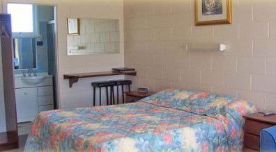Alpine Country Motel - Accommodation Perth 0