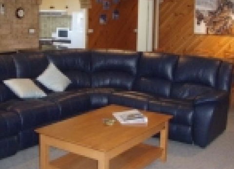Aviemore 4 - Accommodation Perth 2