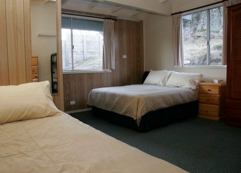 Royal Coachman Ski Lodge - Accommodation Perth 0
