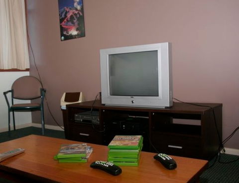 Royal Coachman Ski Lodge - Accommodation Perth 3
