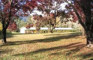 Talbingo Mountain Retreat - Perth Resorts 4