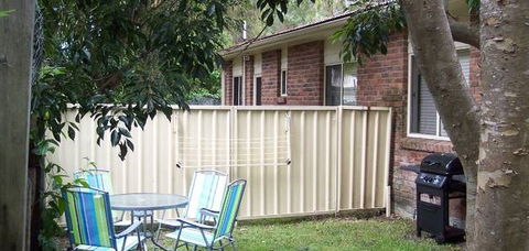 2 Dogs Cottages - Perth Resorts 2