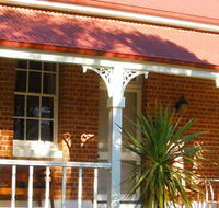 Araluen Old Courthouse Bed and Breakfast - Accommodation Perth