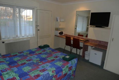 Parkhaven Motel - Accommodation Perth 2