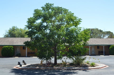 Hilltops Retreat Motor Inn - Accommodation Perth 6