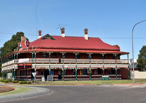 Coolamon NSW Accommodation Perth