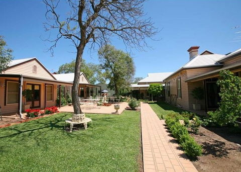 Sweet Briar Bed And Breakfast And Cottages - Perth Resorts 1