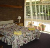 Lovells Motel - Accommodation Perth