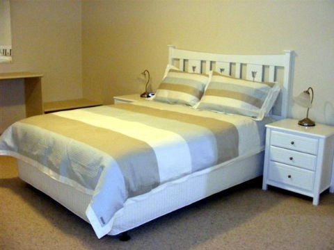 Fairways Bed And Breakfast At Jerilderie - Accommodation Perth 1