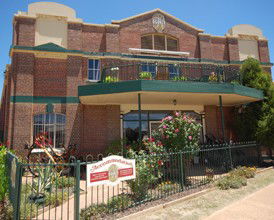 The Rio Holiday Apartments And Theatre - Accommodation Perth 0
