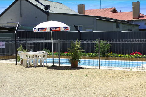Camellia Motel - Accommodation Perth 1