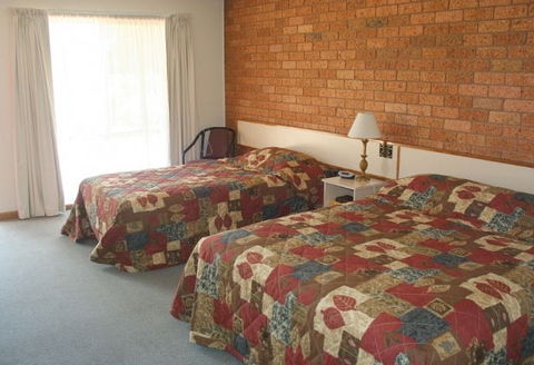 Newell Motor Inn - Accommodation Perth 3