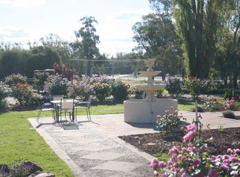 Newell Motor Inn - Accommodation Perth 4