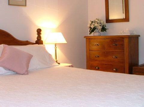 Anglea House Bed And Breakfast - Accommodation Perth 1