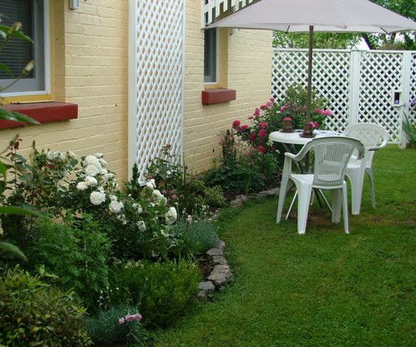 Anglea House Bed And Breakfast - Accommodation Perth 2