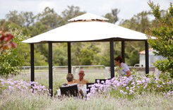 Camelot Retreat - Accommodation Perth 2