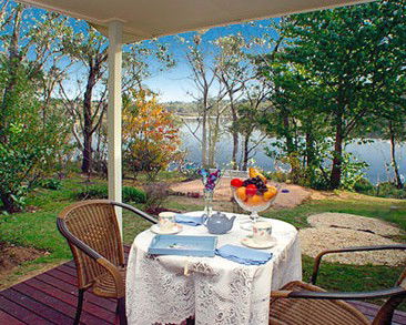 Blue Mountains Lakeside Bed And Breakfast - Accommodation Perth 5